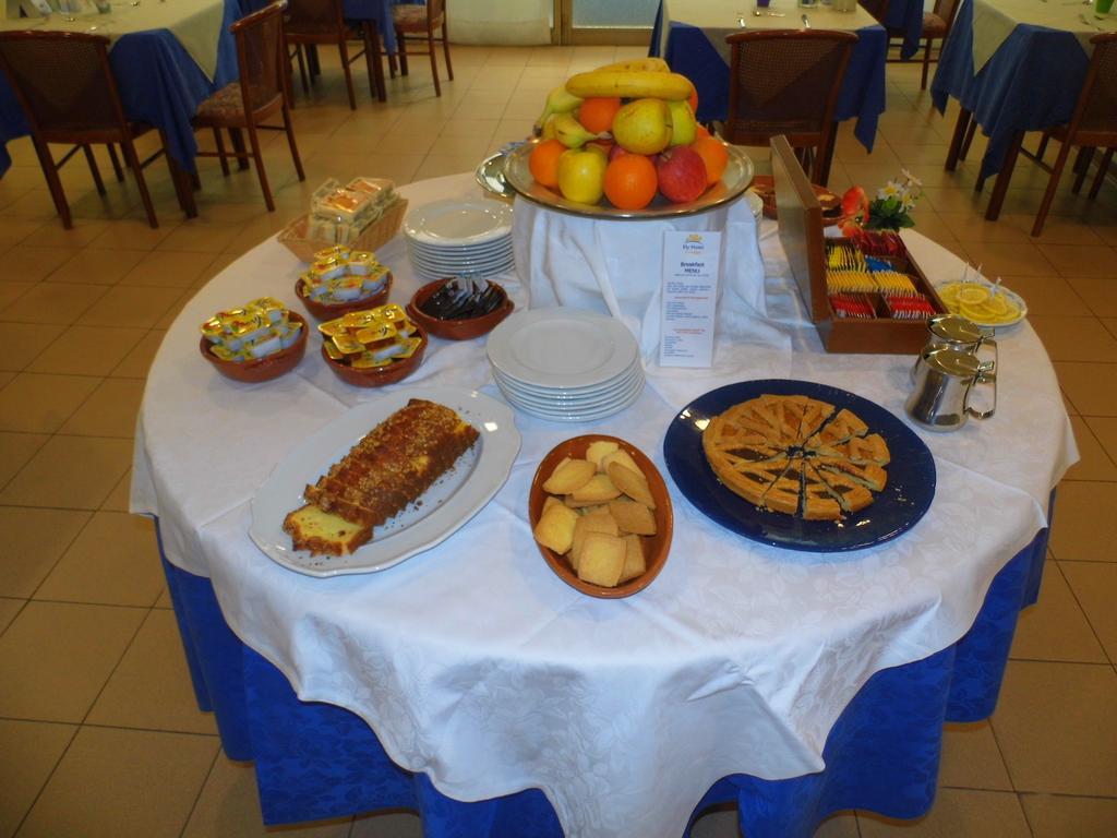 Hotel Ely Виареджо Экстерьер фото