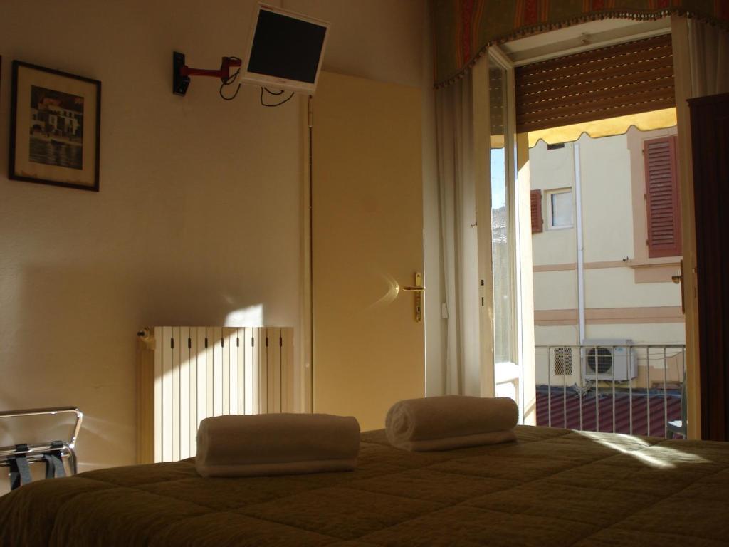 Hotel Ely Виареджо Номер фото